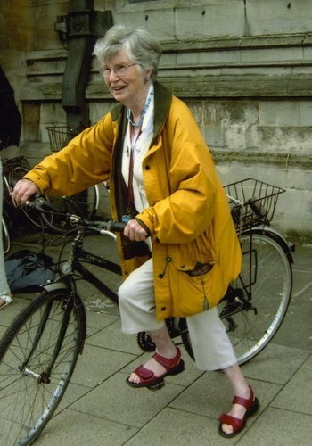 Elisabeth Walker.jpg